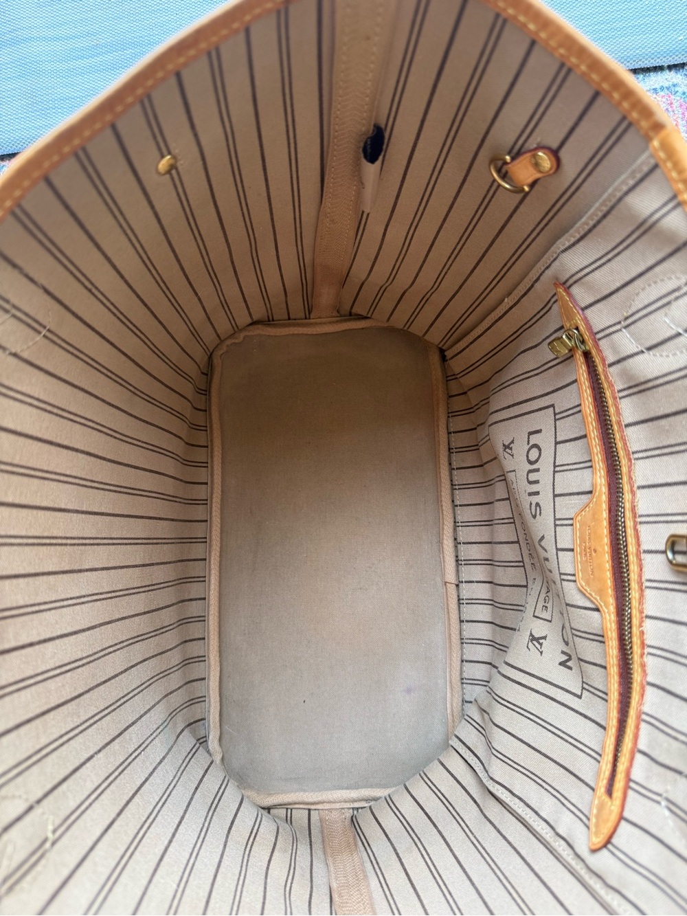 Louis Vuitton Monogram Nov 2015 Canvas Neverfull Tote - Brown and Tan - Picture 14 of 14